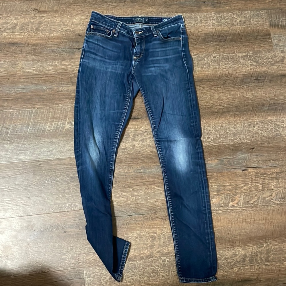 Lucky brand 4/27R dark wash skinny jeans